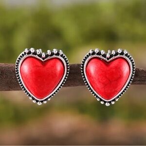 🔴 Red Stone Heart Stud Earrings